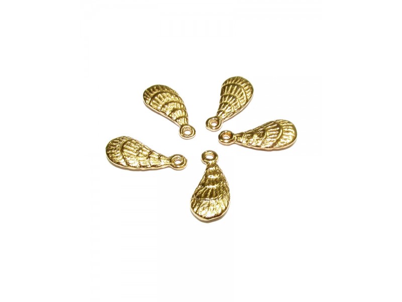 Gold Plated Scallop Shell (with ring)