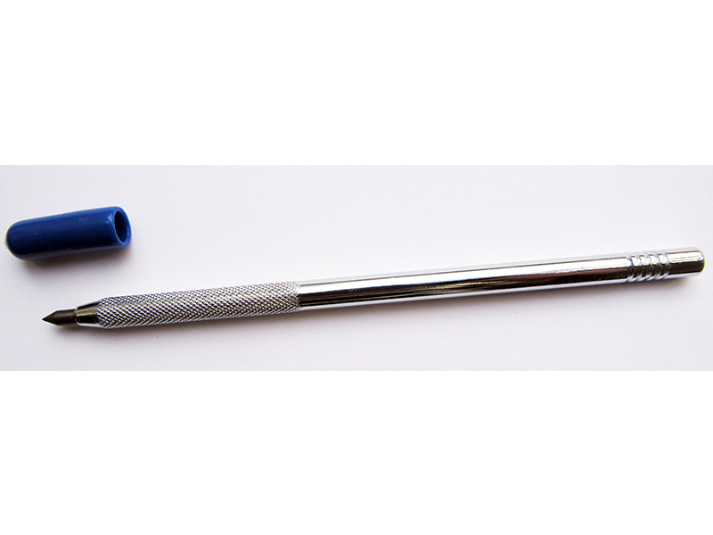 Scriber with carbide point