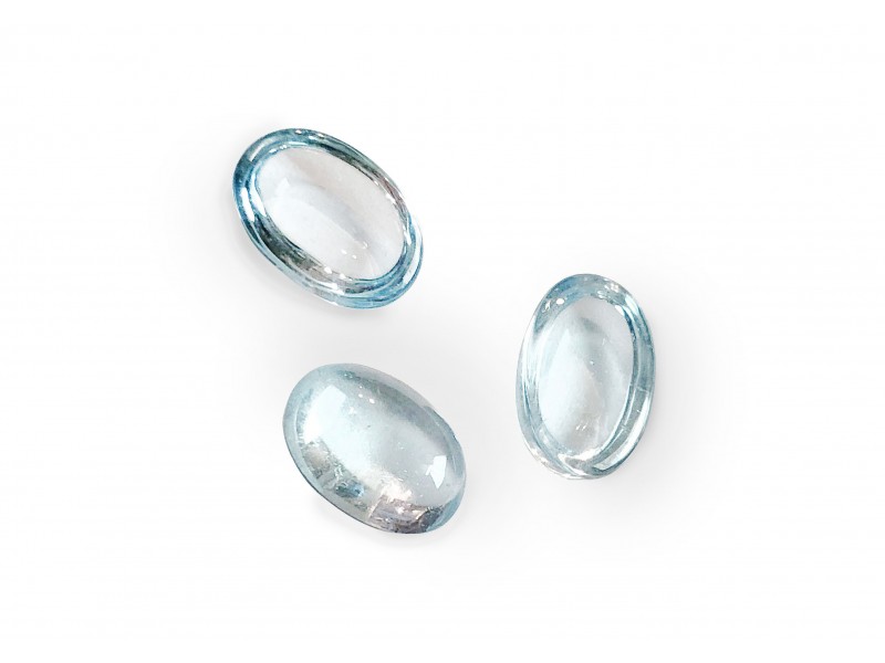 Aquamarine Cabs, Oval - 5 x 7mm