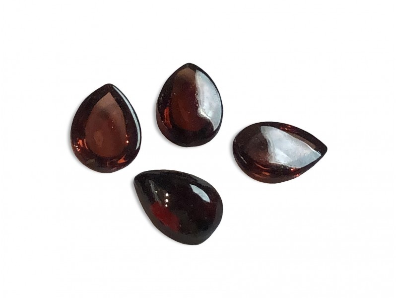 Garnet Cabs, Pear, 5 x 7 mm