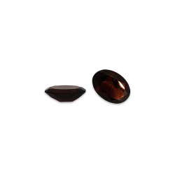 garnet faceted oval 5x7mm