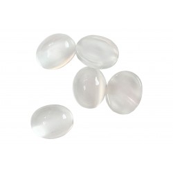 Moonstone Cabs, White, Oval, 7 x 9 mm