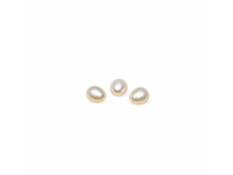 half-drilled pearl drops 8x10mm