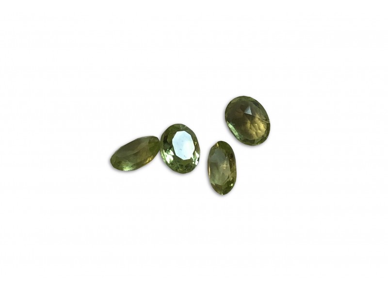 Peridot Cut Stone Oval, 3 x 4 mm