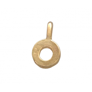 DEEP GOLD PLATE SMALL LETTER PENDANT - O
