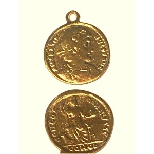 Gold plate Coin Pendant 
